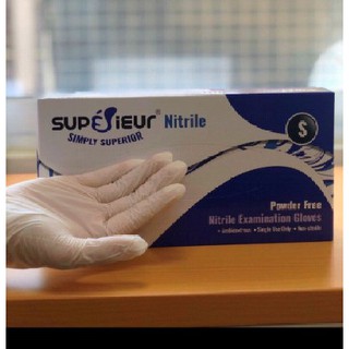 Găng tay y tế trắng nitrile không bột 50 cái