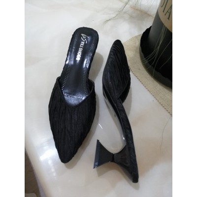 Sục mũi nhọn đế cao 5cm mã 663