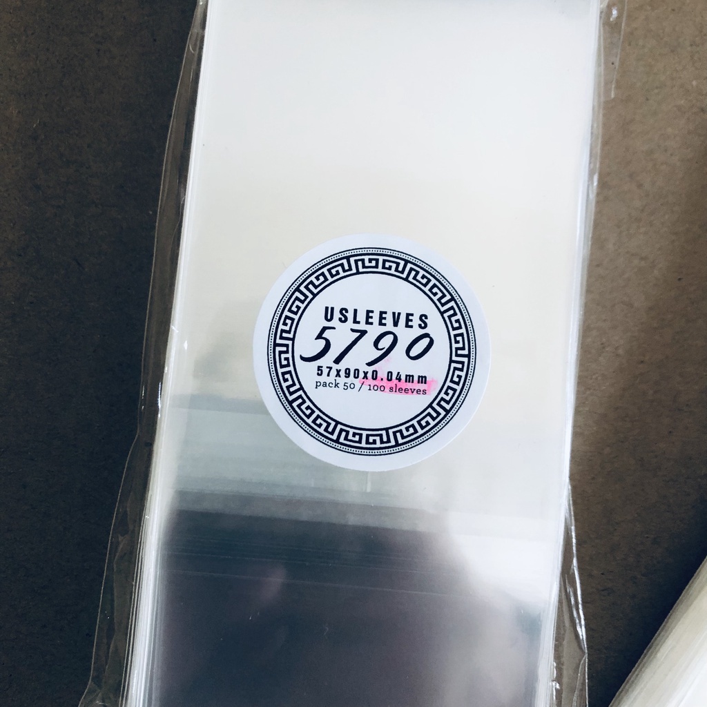 Xấp 100 cái bọc thẻ bài CÓ DÁN, sleeve USLEEVES có dán 5.7x9cm, 6.1x9cm đựng thẻ bài, card idol, double sleeves