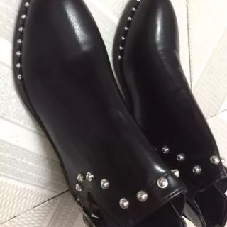 (Hàng order1 5 ngày) boot nữ cổ ngắn dập đinh
