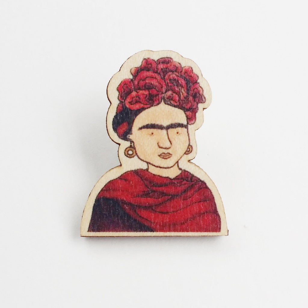 Huy Hiệu Cài Áo Gỗ Frida Kahlo PS006
