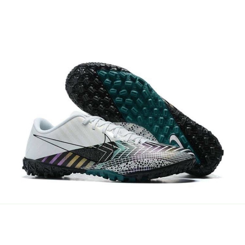 Giày đá bóng vapor 13 cr7