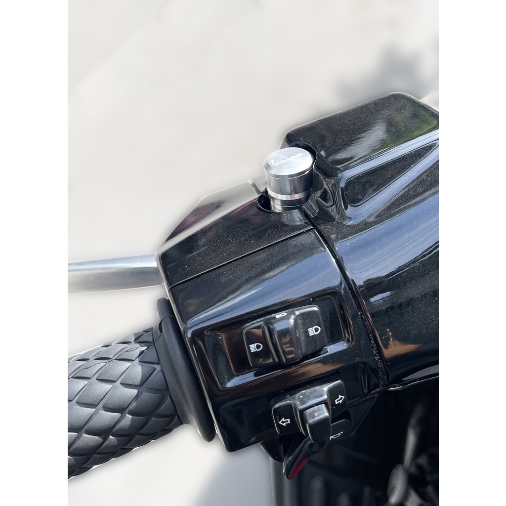 Ốc chân kính Vespa