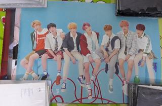 Poster off BTS và Mamamoo