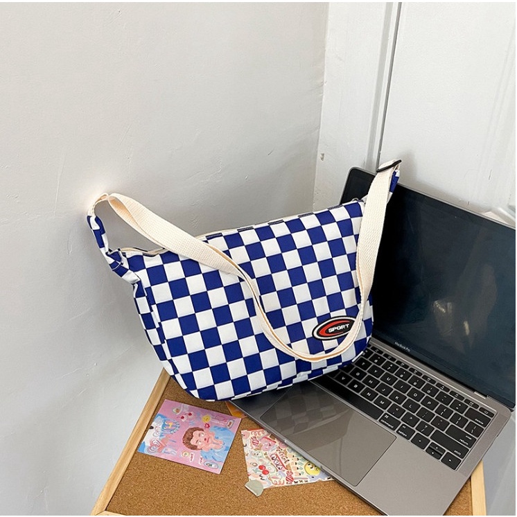 Túi chéo nam nữ đeo vai cỡ lớn họa tiết sọc caro sport phong cách Nhật Hàn thời trang dáng trống năng động cá tính