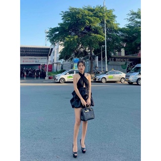 đầm xòe cổ yếm tùng bí
