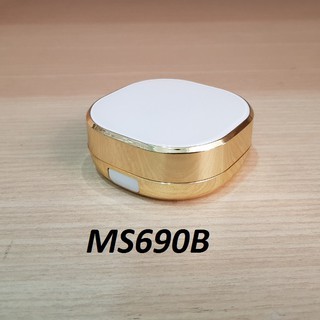 Hộp đựng phấn nước Cushion viền vàng
