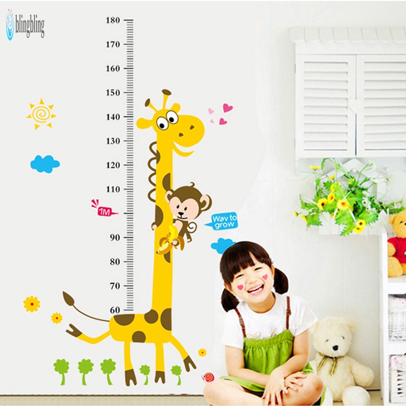 Miếng dán tường đo chiều cao cho bé hình hươu cao cổ hoạt hình