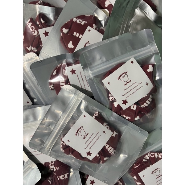 Cột tóc  scunchies