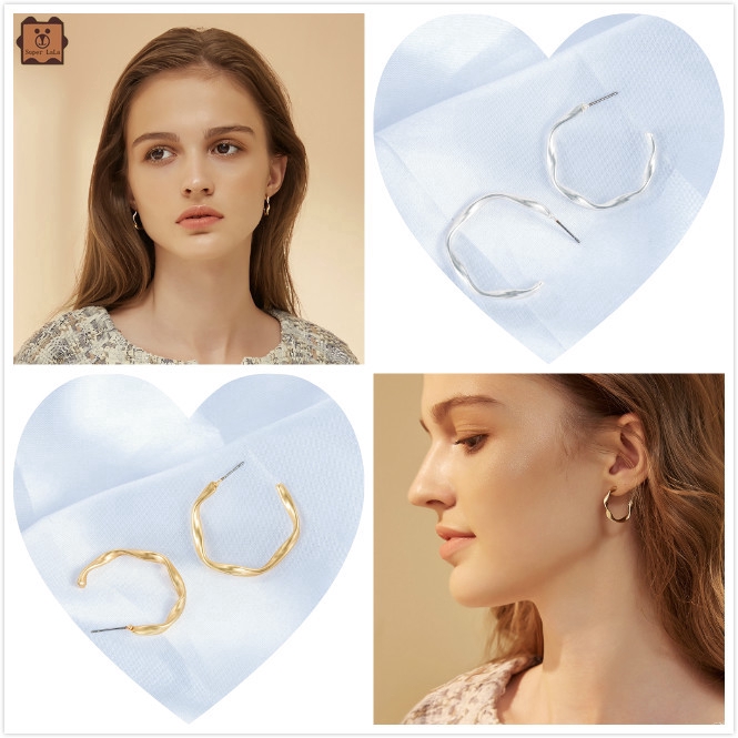 Đôi khuyên tai chữ C xoắn màu vàng bạc xinh xắn dành cho nữ