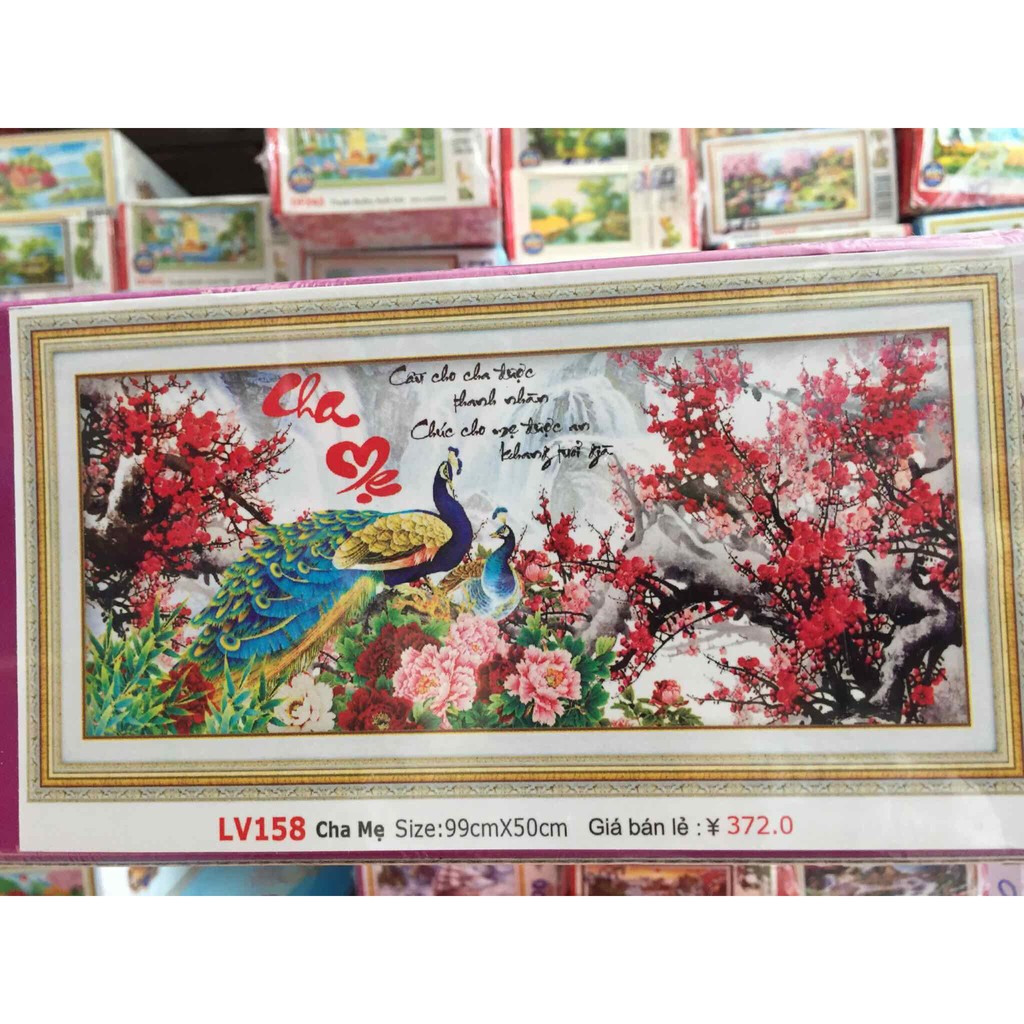 Tranh đính đá cha mẹ KT:99x50cm. Tranh gắn đá chưa gắn.