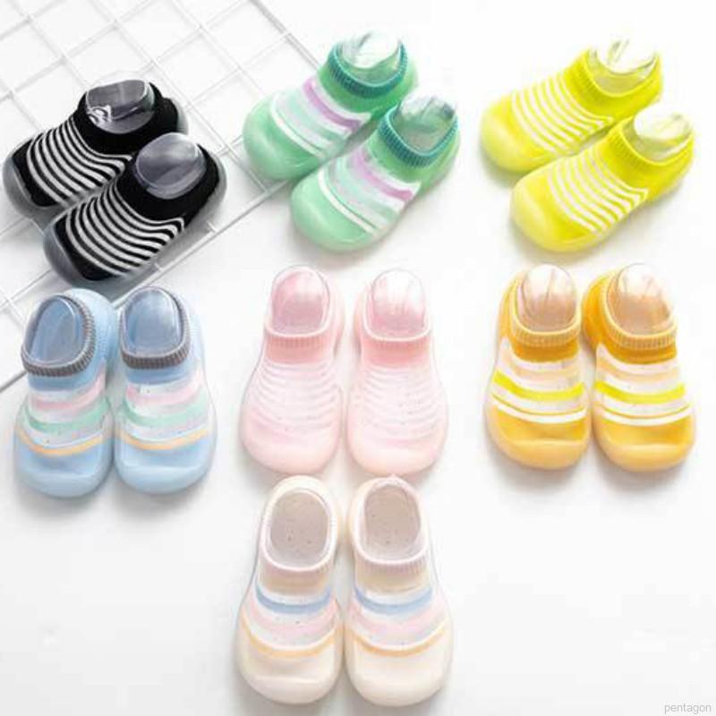 Giày Đế Silicon Mềm Chống Trượt Thoáng Khí Họa Tiết Kẻ Sọc Cho Bé