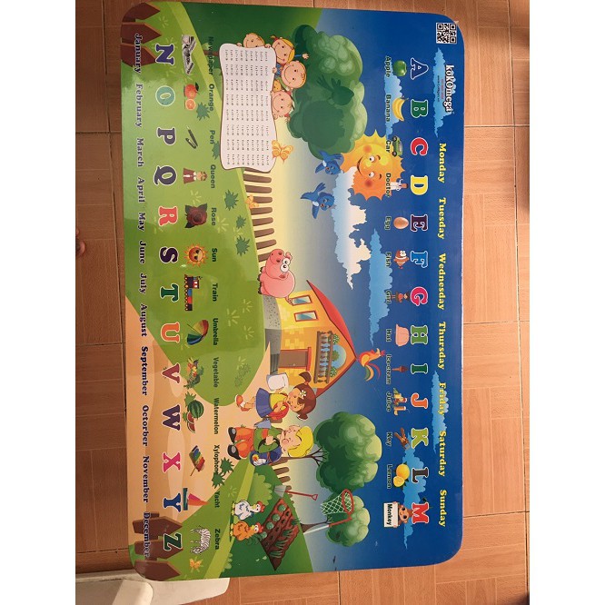 Bàn gỗ học sinh 4 chân xếp gọn | BigBuy360 - bigbuy360.vn