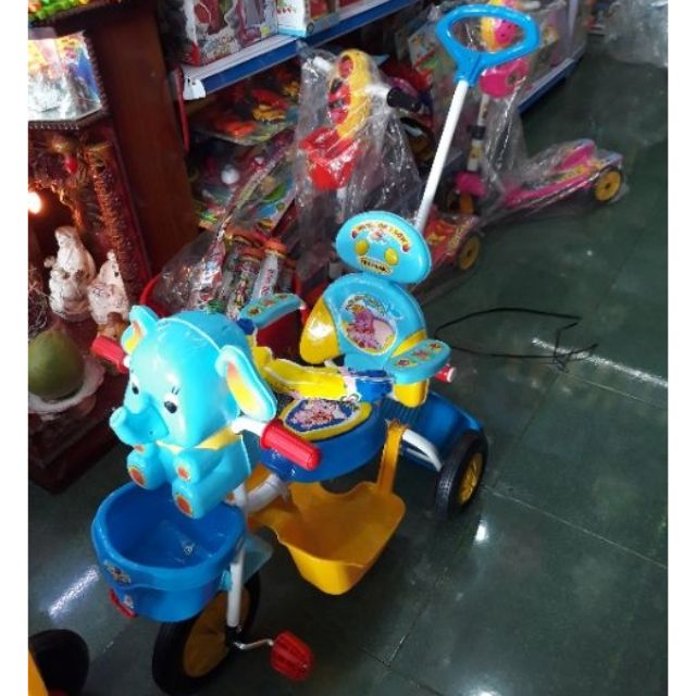Xe ba bánh con voi,có nhạc, có bảo hiểm, tay cầm