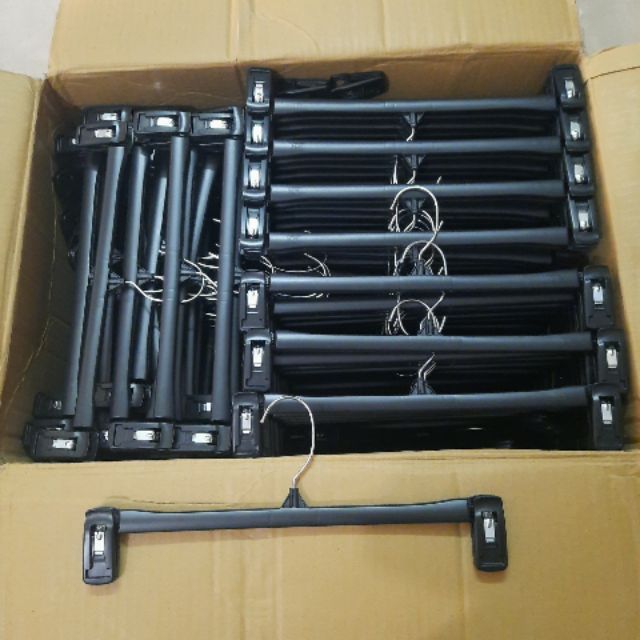 100 cái móc kẹp 310k size 30 cm chuẩn nam nữ ( 3.100đồng /cái)