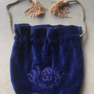 Túi nhung Pháp đựng vỏ chai rượu