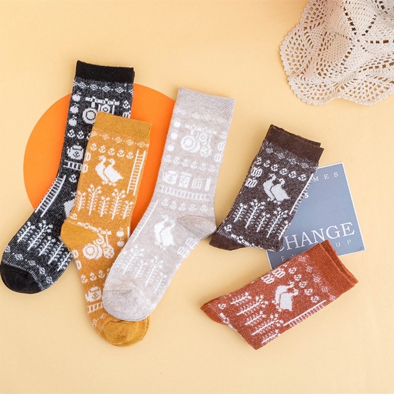 5 Đôi Tất Chân Dệt Kim In Hình Tuần Lộc / Sóc / Vịt Giữ Ấm Cho Nữ