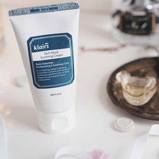 Kem Dưỡng Ẩm Sâu Dành Cho Da Khô, Mất Nước Klairs Rich Moist Soothing Cream 60ml