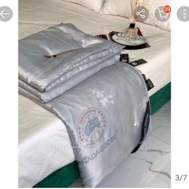 Chăn lụa canada goose màu ghi bạc