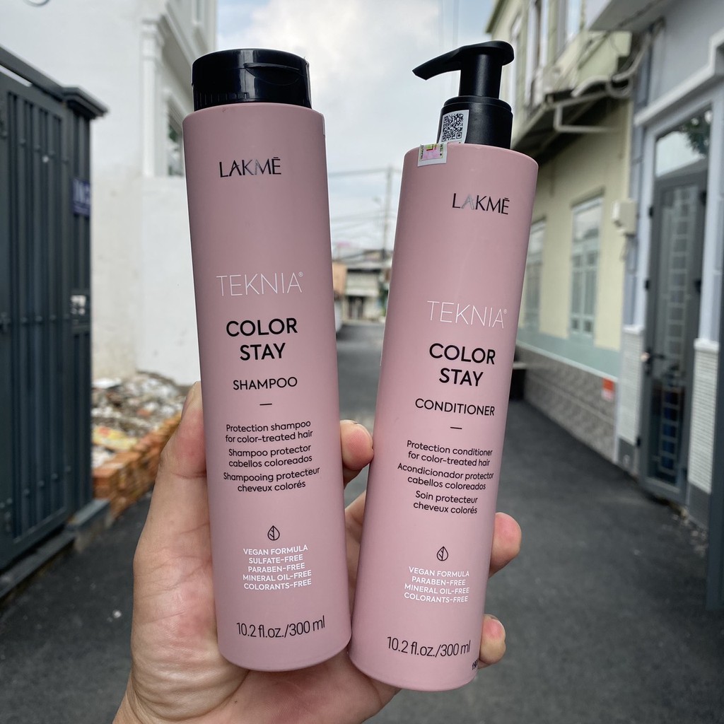 Dầu xả giữ màu tóc nhuộm Lakme Teknia Color Stay Conditioner 300ml