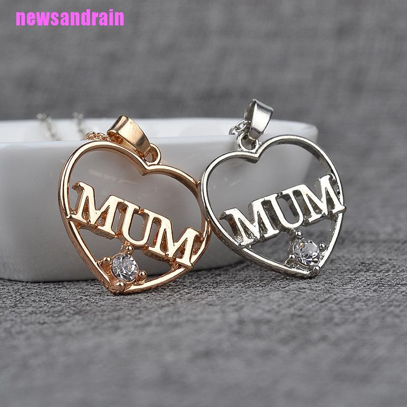 vòng cổ Mặt Trái Tim Đính Đá Khắc Chữ Mom Ý Nghĩa