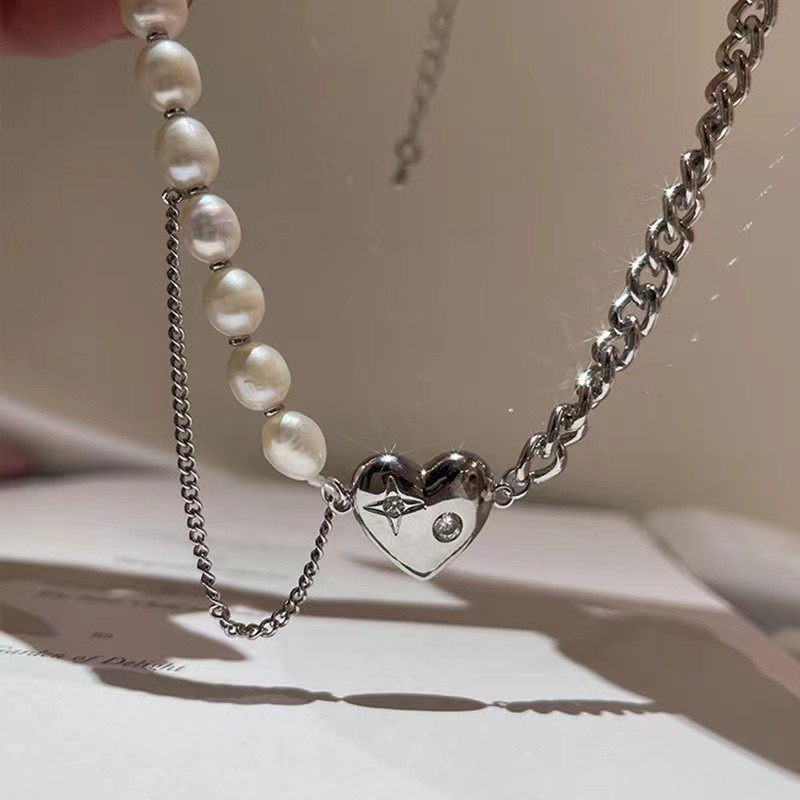 Vòng cổ dây xích chuỗi hạt ngọc trai phối mặt trái tim đính đá thời trang