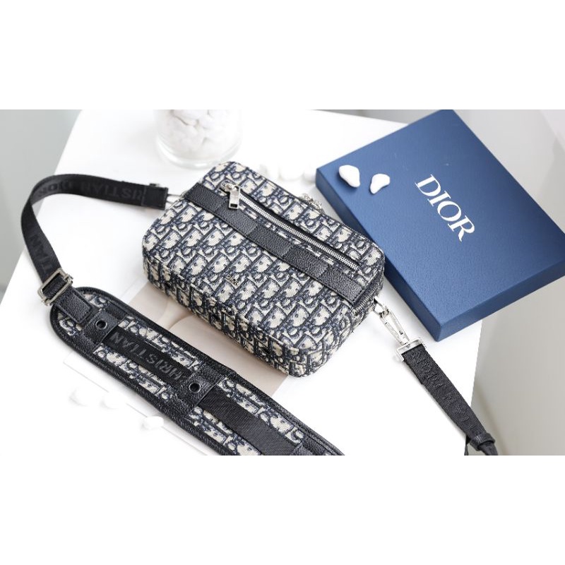 Túi đeo chéo nam&amp;nữ màu vải xanh sz11x17cm vải xanh chữ CD siêu hot