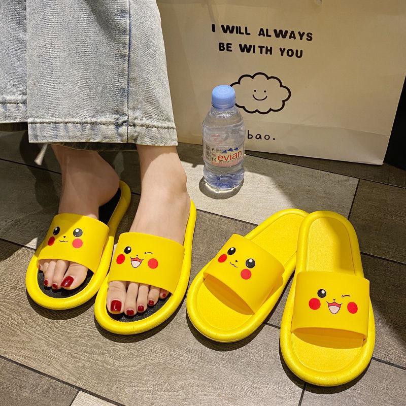 15T013 - Dép cao su hình Pikachu chuẩn Quảng Châu