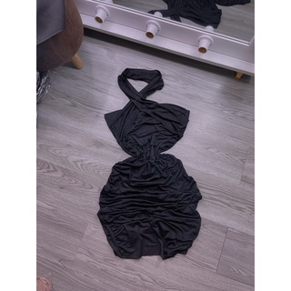 ĐẦM BODY CỔ CHÉO