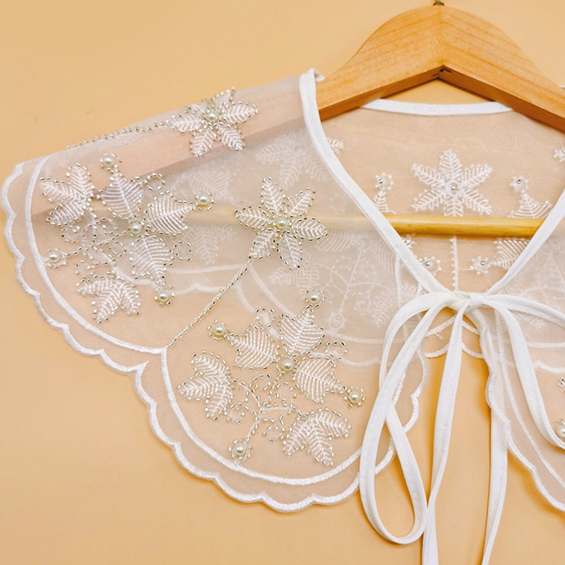 Cổ Áo Giả Thêu Họa Tiết Chiếc Lá Nhìn Xuyên Thấu Cho Nữ