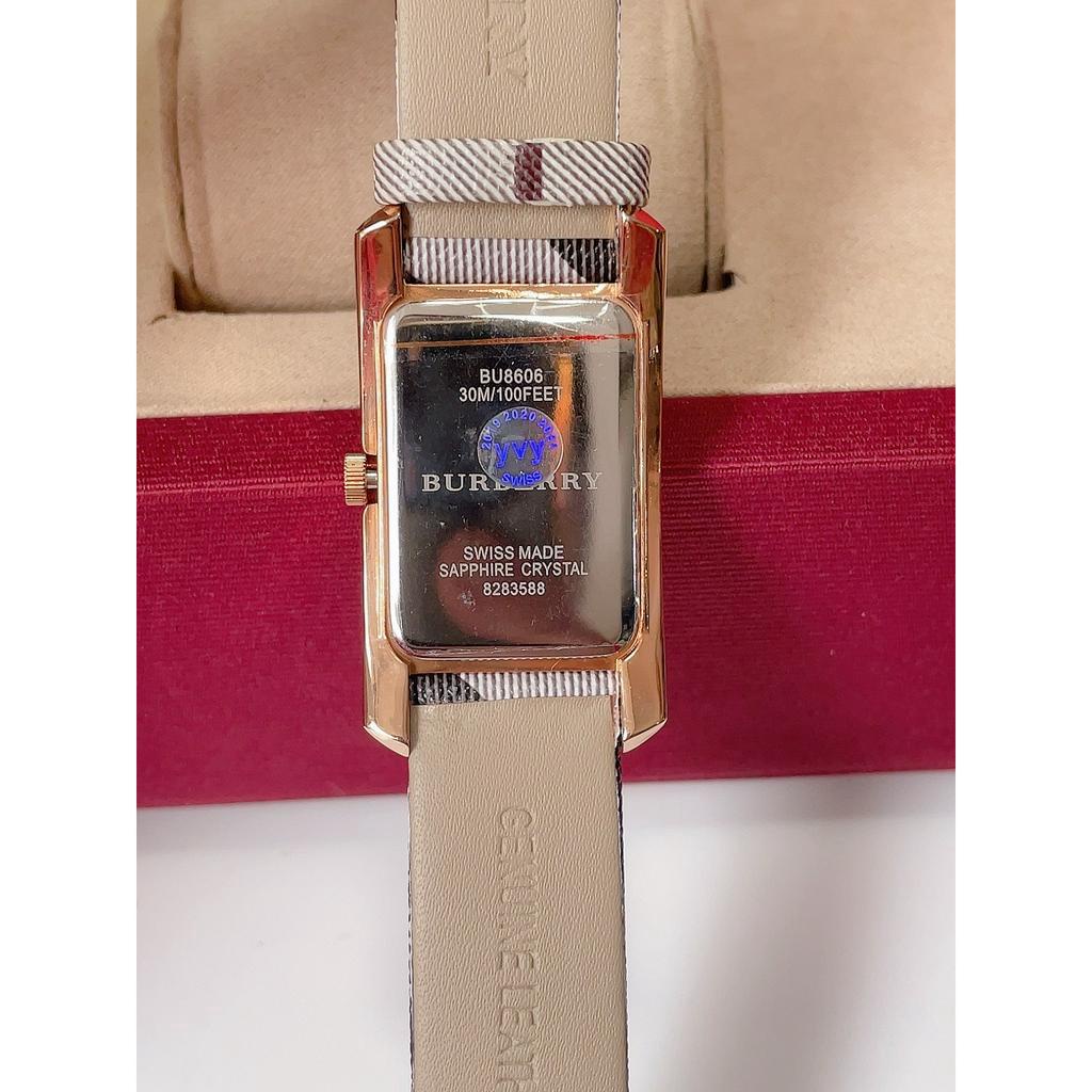 Đồng hồ nữ Burberry mặt chữ nhật, dây da mềm tính tế, size 25x34mm