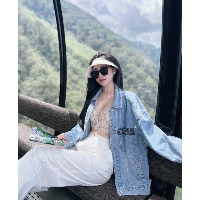 Áo khoác denim thêu gấu