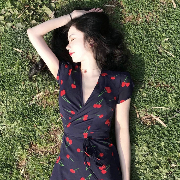 NRVP Đầm cổ V phong cách Pháp mùa hè ngọt ngào