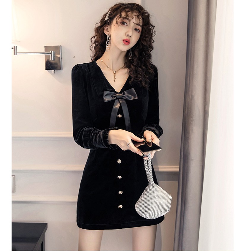 [SALE CHÀO HÈ] Váy nhung cổ chữ V có lót trong đính nơ lụa đen siêu sang chảnh | BigBuy360 - bigbuy360.vn