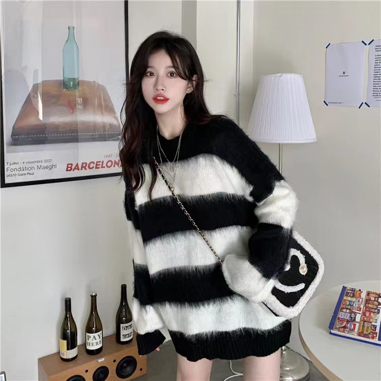 Áo dệt kim tay dài dáng rộng kẻ sọc trắng đen thời trang cho nữ