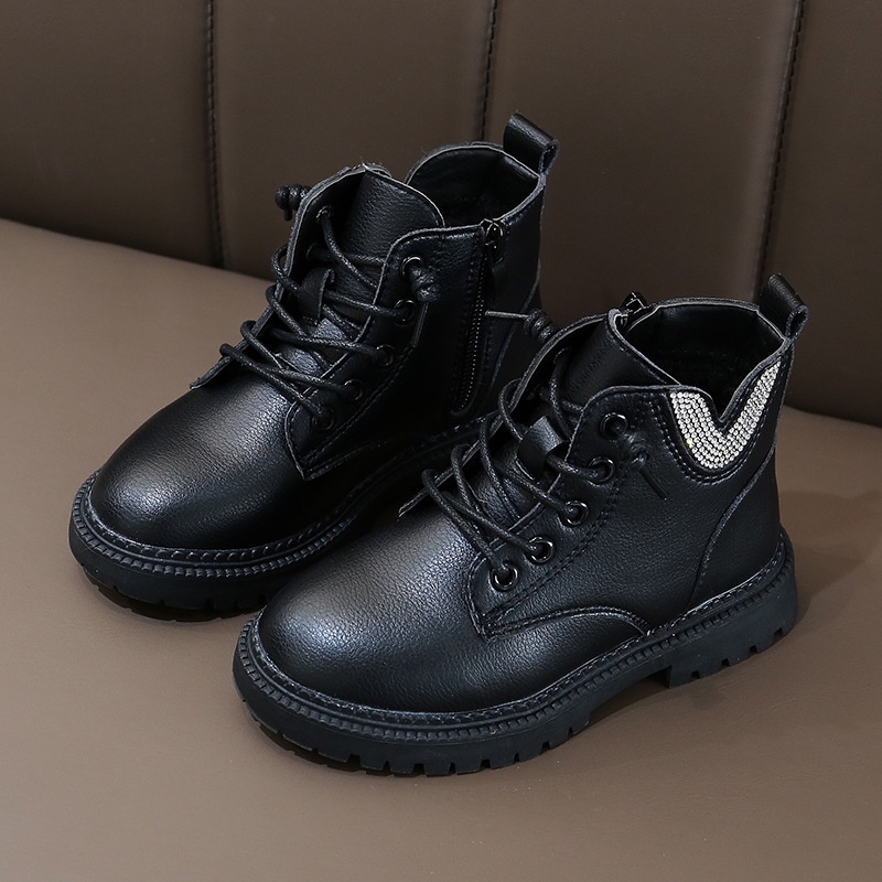 Bốt cho bé gái bé trai cổ cao hình chữ V da bóng mềm màu Đen Nude size 27-38 cho bé từ 3-18 Tuổi Boot trẻ em dễ thương