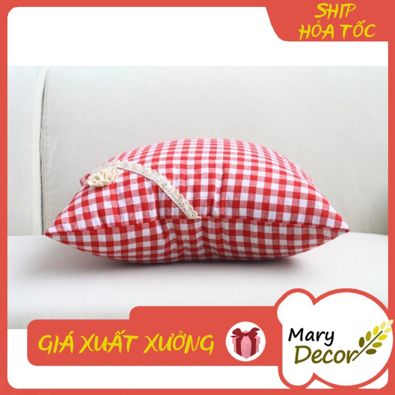 Gối tựa sofa Mary Decor - họa tiết Caro đỏ G-A03 (mẫu viền ren xin ib)