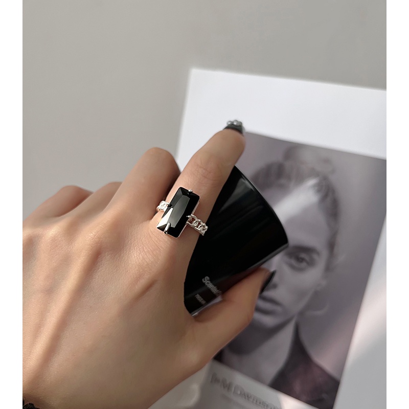 Nhẫn Pha Lê Đen Thiết Kế Sang Trọng Có Thể Điều Chỉnh Được
