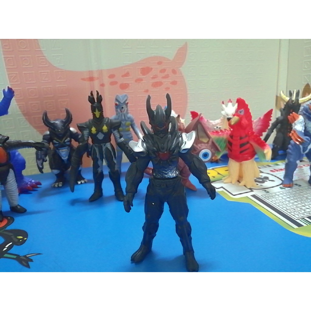 Mô hình Quái vật Dark Lugiel 13cm Kaiju Ultraman Series Siêu nhân điện quang [Đồ Chơi 24/7]