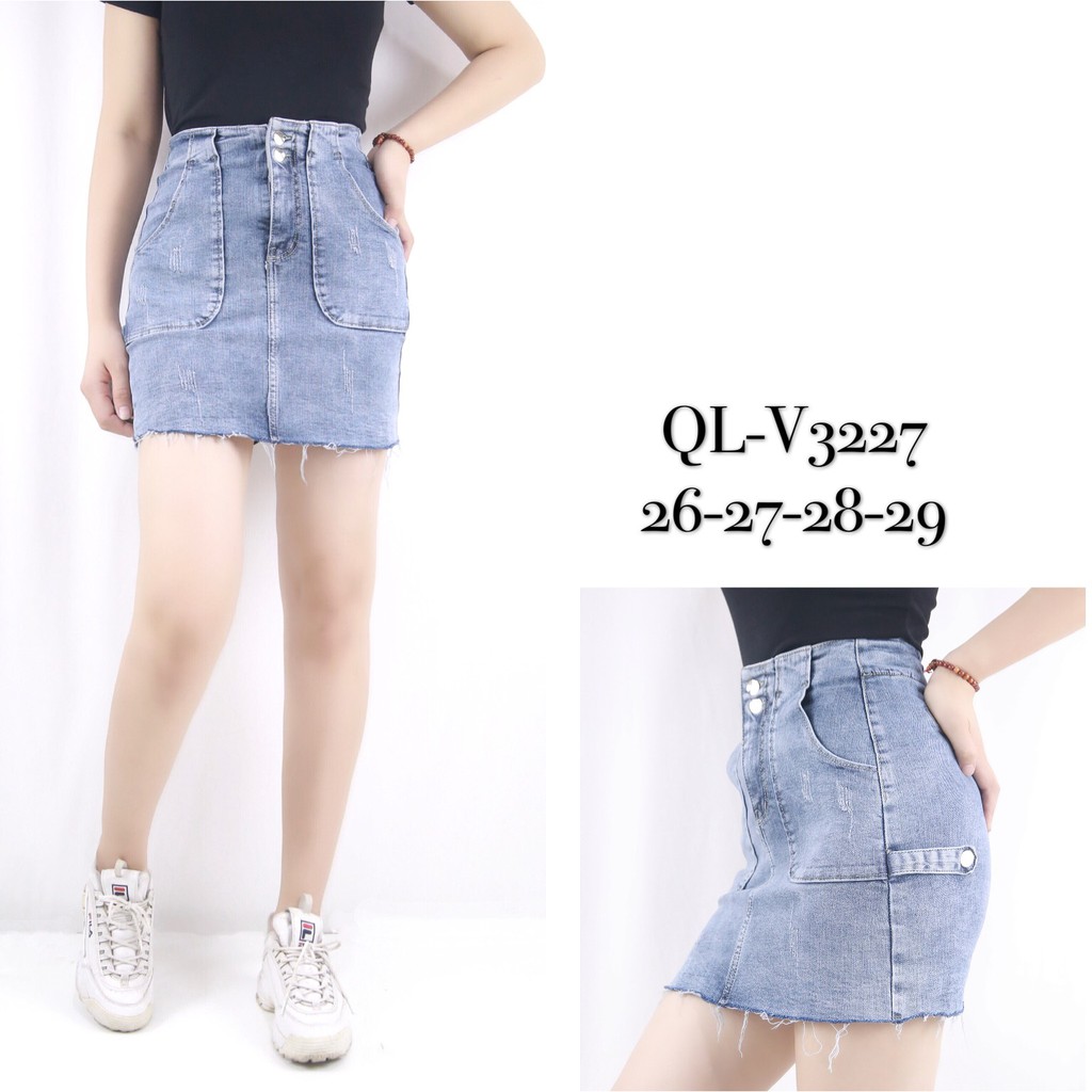 Chân váy công sở, Chân váy Jean co giãn màu xanh nhạt, Có túi trước, Gấu tua rua