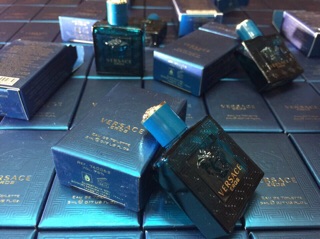 Nước hoa nam Versace Eros Eau De Toilette 5ml
