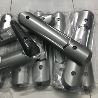 Ốp pô spark hiệu yamaha cho exciter . sirius. winner gắn đc mọi loại xe nha anh em