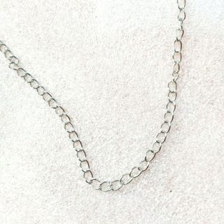 Xích đuôi màu xi bạc