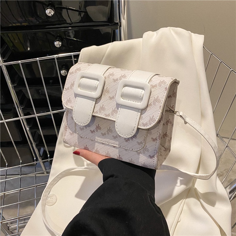 Túi Đeo Chéo Vai Hình Vuông Nhỏ Thiết Kế Thời Trang Mùa Hè Chất Lượng Cao Dành Cho Bạn Nữ