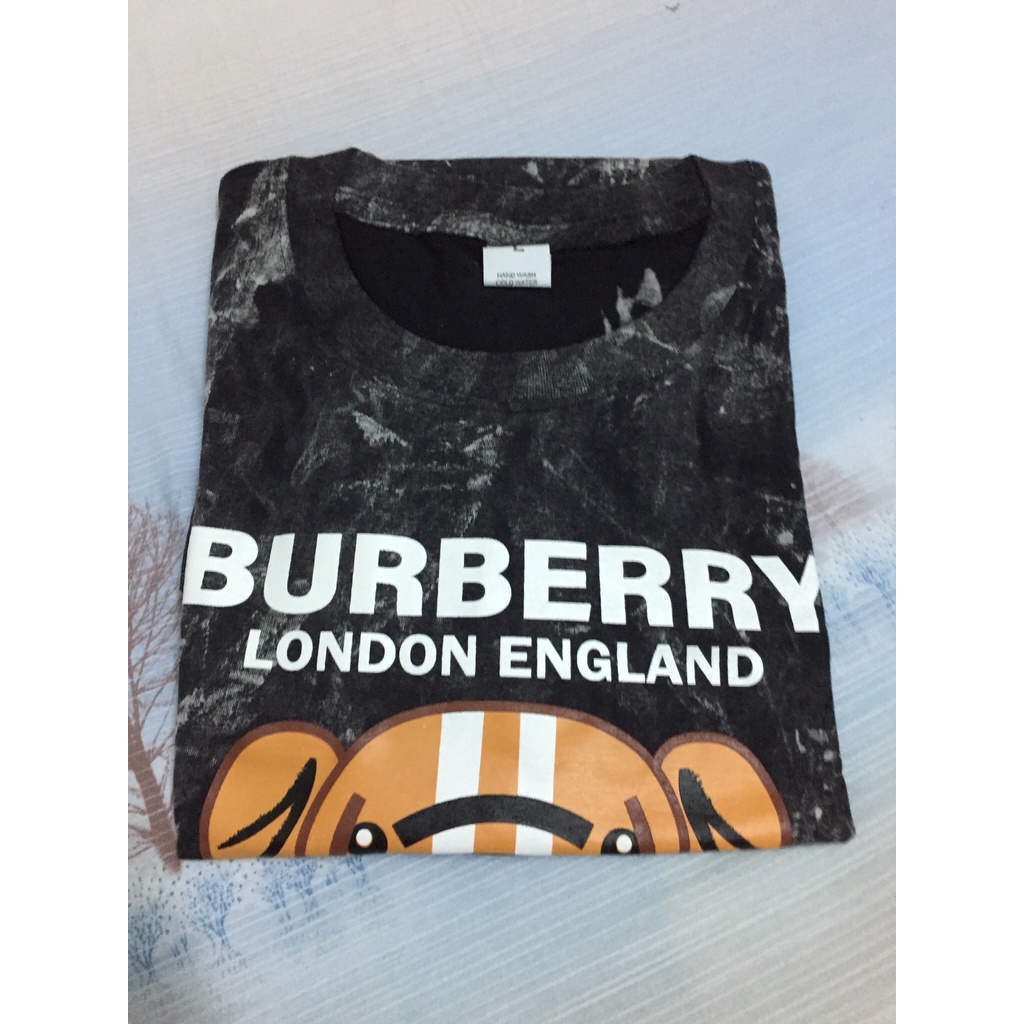 Áo phông nữ loang màu Burberry Thái Lan