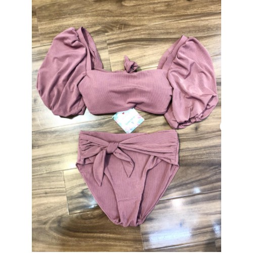 Bikini hồng tay phồng công chúa