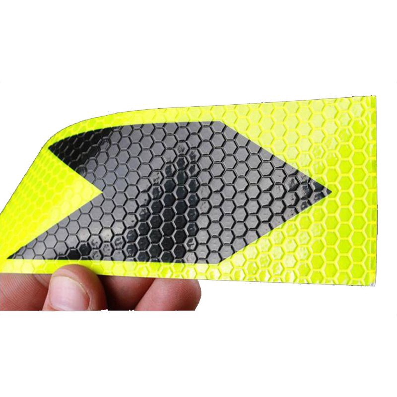 2 nhãn dán cảnh báo an toàn cho ô tô/ xe máy