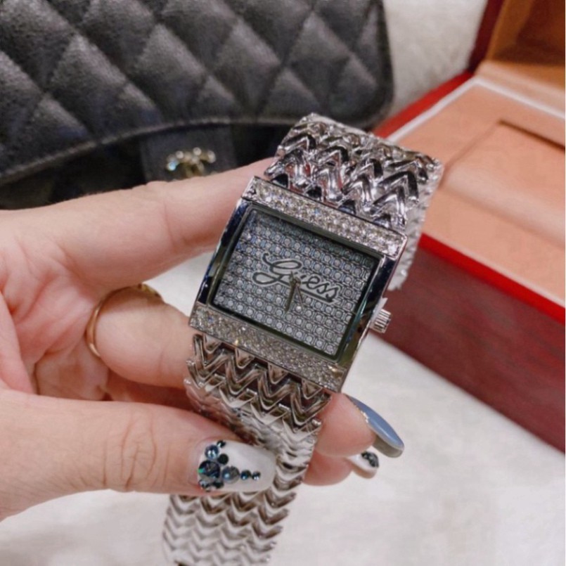 Đồng hồ nữ Guess full box, thẻ bảo hành 12 tháng - Dongho.nu.gu