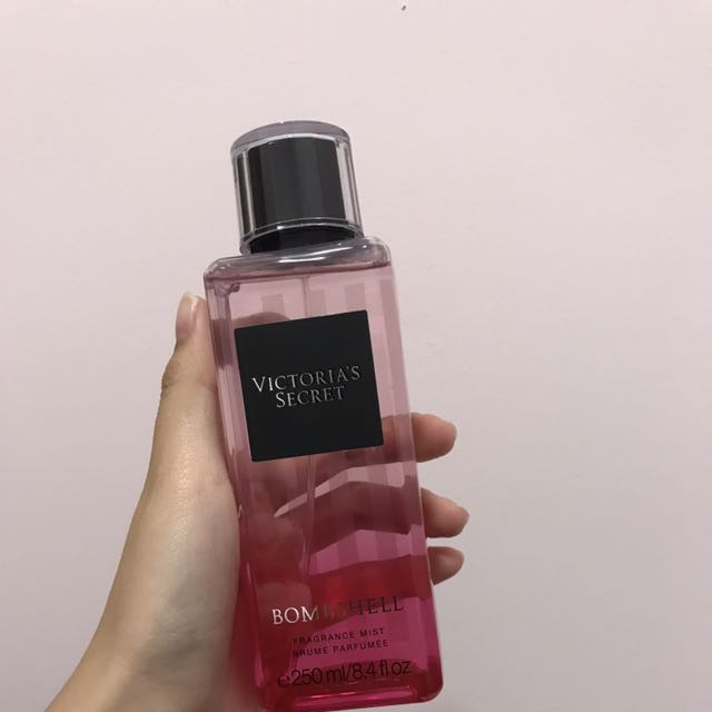 Xịt Thơm Toàn Thân Victoria’s Secret Bombshell Fragrance Mist