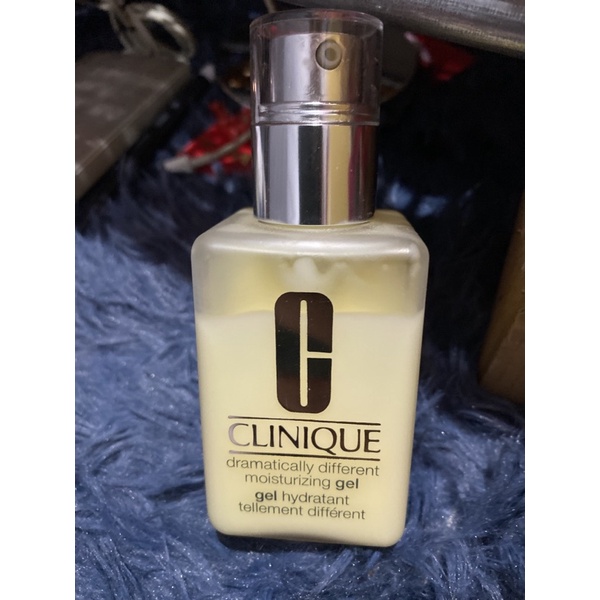 kem dưỡng da clinique